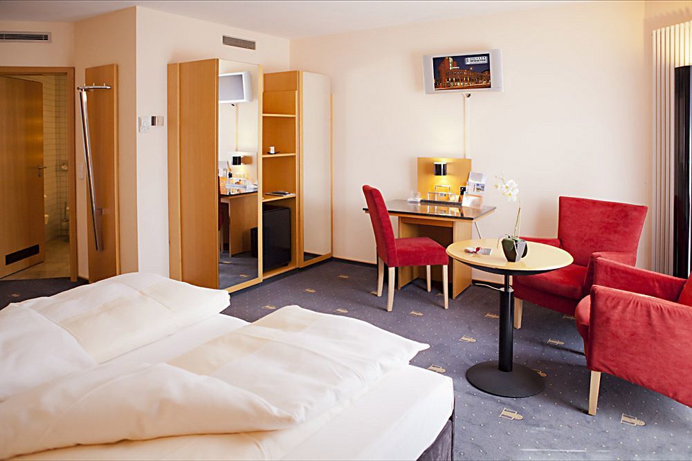 Hotel Theresientor Straubing Exterior photo
