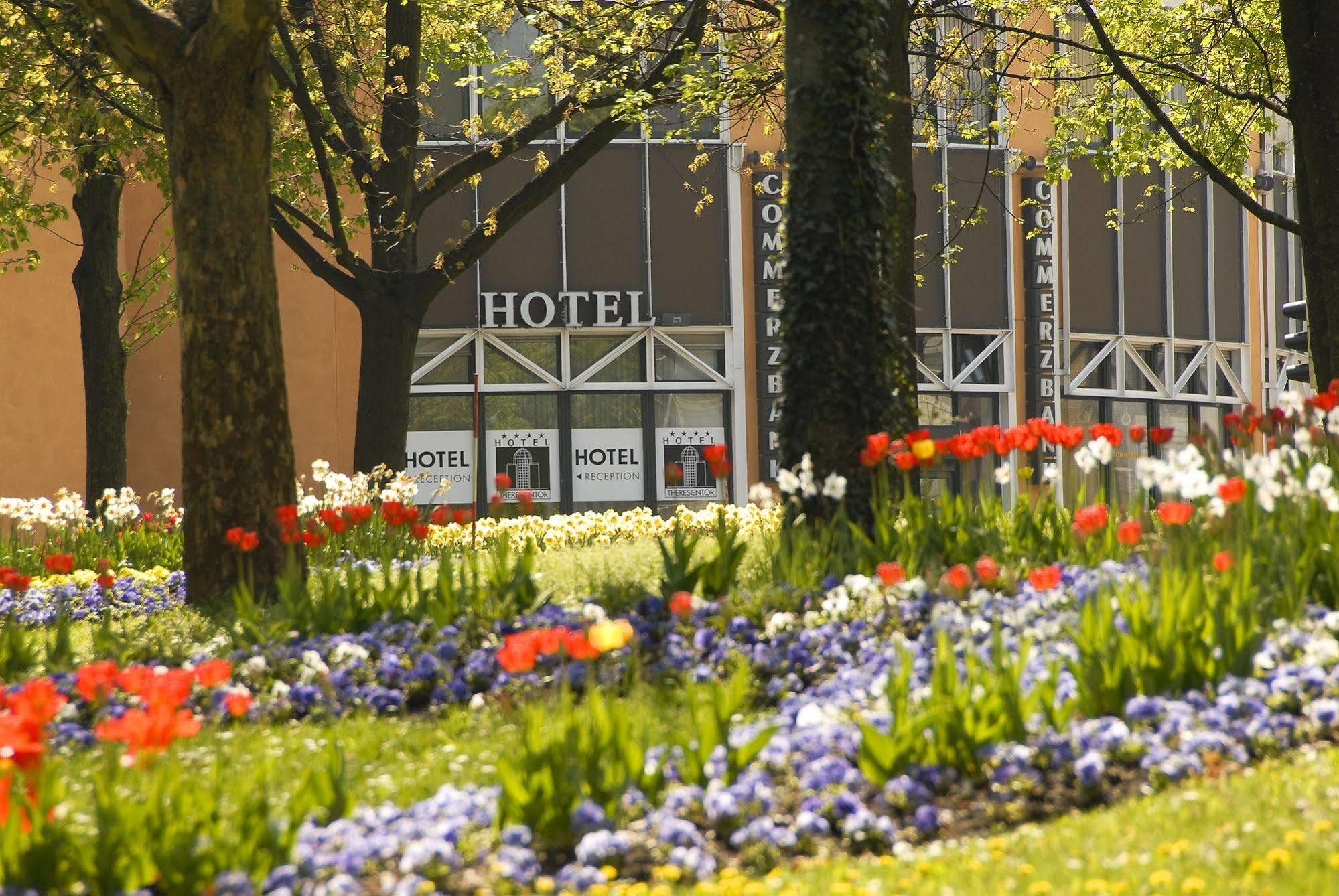 Hotel Theresientor Straubing Exterior photo
